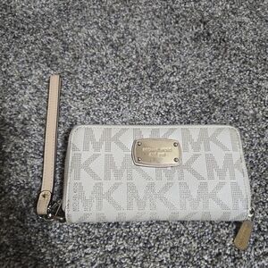 Michael Kors Beige Wristlet Wallet